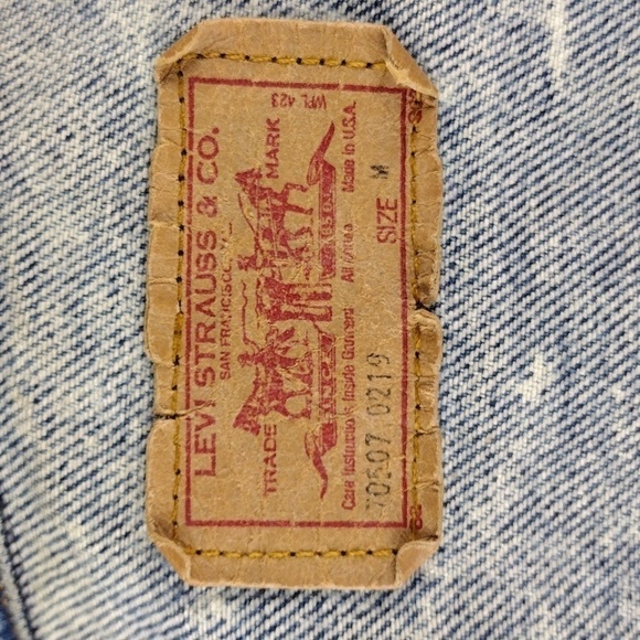 Levi's Vintage Blue Stone Wash Long Sleeve Button Front Trucker Jean Jacket - Picture 10 of 16